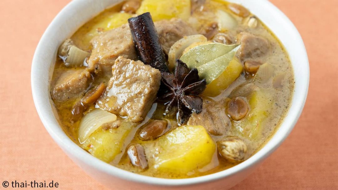 Massaman Curry mit Rindfleisch